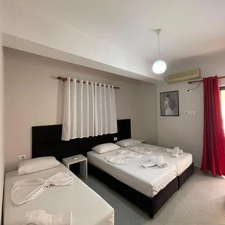 Onis * Sarandë
